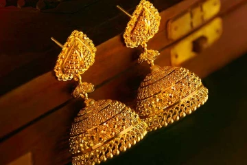 சற்று இறக்கம் காட்டிய தங்கம் விலை - எவ்வளவு பாருங்க!