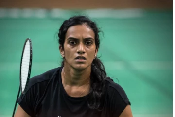பேட்மிட்டன் அரையிறுதியில் பி.வி.சிந்து அதிர்ச்சி தோல்வி! சோகத்தில் ரசிகர்கள்