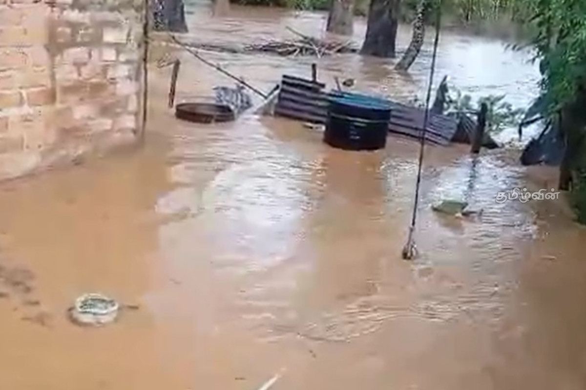 நுவரெலியாவில் கனமழை: 35 வீடுகள் முற்றாக சேதம் - மக்கள் அவதி | 40 People Affected By Heavy Rains In Nuwara Eliya