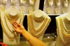 மீண்டும் உச்சத்திற்கு சென்ற தங்கம் விலை!