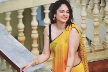 நம்ம குமுதாவா இது!! டிரான்ஸ்பரண்ட் சேலையில் நந்திதாவின் ரீல்ஸ் வீடியோ..