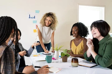 කාර්යාලයේ අමුතු චරිත එක්ක පහසුවෙන් වැඩ කරන්නේ කොහොමද?