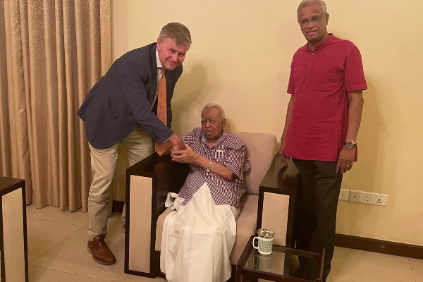 கூட்டமைப்பின் தலைவர் இரா. சம்பந்தனைச் சந்தித்தார் எரிக் சொல்ஹெய்ம்! | Erik Solheim Meet Sampanthan And Sumanthiran