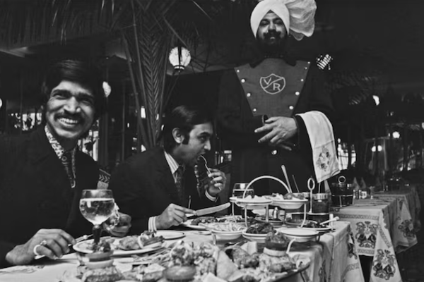 பிரித்தானியாவின் பழமையான இந்திய உணவகம்: கொந்தளிப்பை ஏற்படுத்தியுள்ள செய்தி | Uk Oldest Indian Restaurant To Be Close பிரித்தானியாவின் பழமையான இந்திய உணவகம்: கொந்தளிப்பை ஏற்படுத்தியுள்ள செய்தி | Uk Oldest Indian Restaurant To Be Close