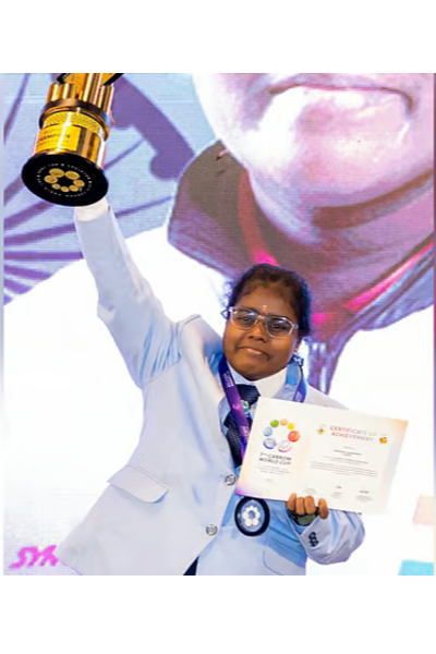 கோப்பைகளை வைக்க கூட வீட்டில் இடமில்லை - ஏழ்மையிலும் 3 தங்கம் வென்ற சென்னை பெண் | Keerthana Won 3 Gold In World Carrom Championship