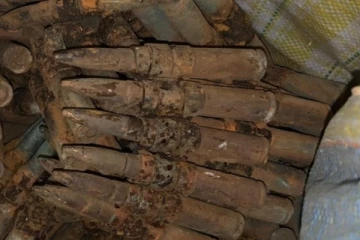 யாழில் நீர் குழாய் புதைத்தவருக்கு காத்திருந்த அதிர்ச்சி