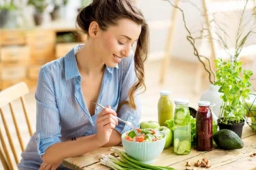 3 வேளையும் உணவை எந்த நேரத்தில் சாப்பிட வேண்டும்? கட்டாயம் தெரிஞ்சிக்கோங்க