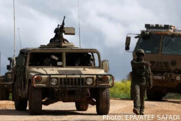 லெபனான் மீது இஸ்ரேல் தாக்குதல்: 40-க்கும் மேற்பட்ட ஹிஸ்புல்லா உறுப்பினர்கள் உயிரிழப்பு