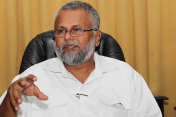 நாட்டை மீட்டெடுத்த பாரிய பொறுப்பு ரணில் விக்ரமசிங்கவையே சாரும்: டக்ளஸ் எடுத்துரைப்பு