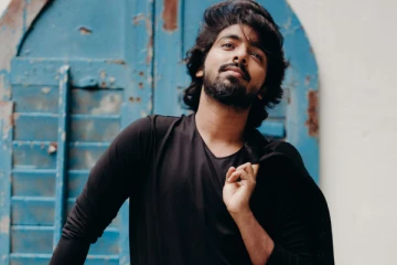 நடிகைக்கு 36 முறை லிப்லாக் கொடுத்த ஜிவி பிரகாஷ் - விவாகரத்துக்கு பின் வெடித்த சர்ச்சை!