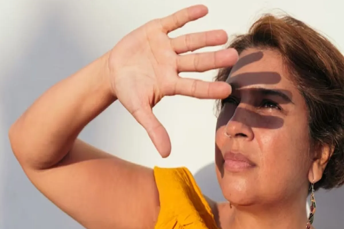 காலையில் எழுந்தவுடன் இந்த 5 விடயங்களை மறந்தும் பார்க்காதீங்க! நாளே பாழாகி விடும் | Never See These 5 Things In Morning Bad Luck Alert