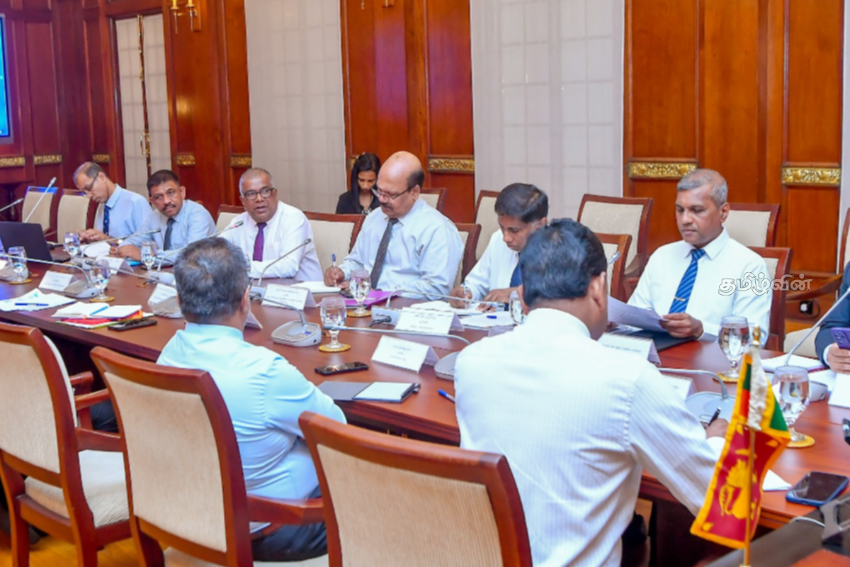 எல் நினோவால் முழு இலங்கைக்கும் ஏற்படவுள்ள தாக்கம்! அதிகாரிகளுக்கு ஜனாதிபதி பிறப்பித்துள்ள உத்தரவு | Discussion By President Impact Of El Nino எல் நினோவால் முழு இலங்கைக்கும் ஏற்படவுள்ள தாக்கம்! அதிகாரிகளுக்கு ஜனாதிபதி பிறப்பித்துள்ள உத்தரவு | Discussion By President Impact Of El Nino