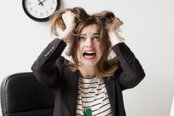 ඔබට ඔබ ආතතියට පත්ව සිටින බවට හැගවෙන ස්ථිර සංඥා 5ක්...