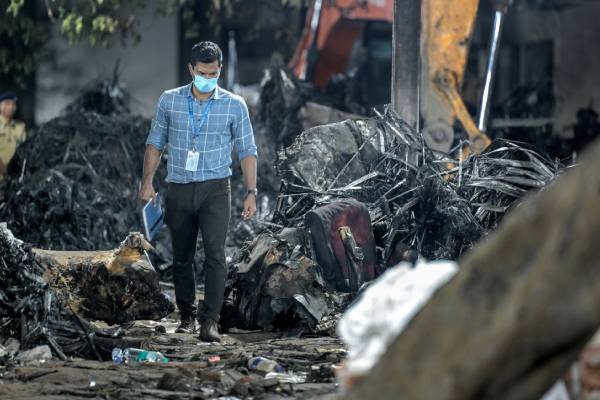 அகமதாபாத் விமான விபத்து பின்னணி: வெளியான அறிக்கையால் பரபரப்பு | Ahmedabad Plane Crash That Killed 260 People