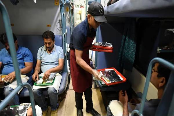 ரயில்வேயில் இந்த 5 சேவைகள் முற்றிலும் இலவசம் - எதெல்லாம் தெரியுமா? | Indian Railways Free Service Details