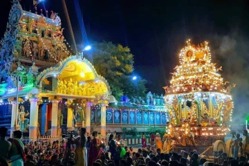 நயினாதீவு நாகபூசணி அம்மன் ஆலயத்தின் திருமஞ்ச திருவிழா(Photos)