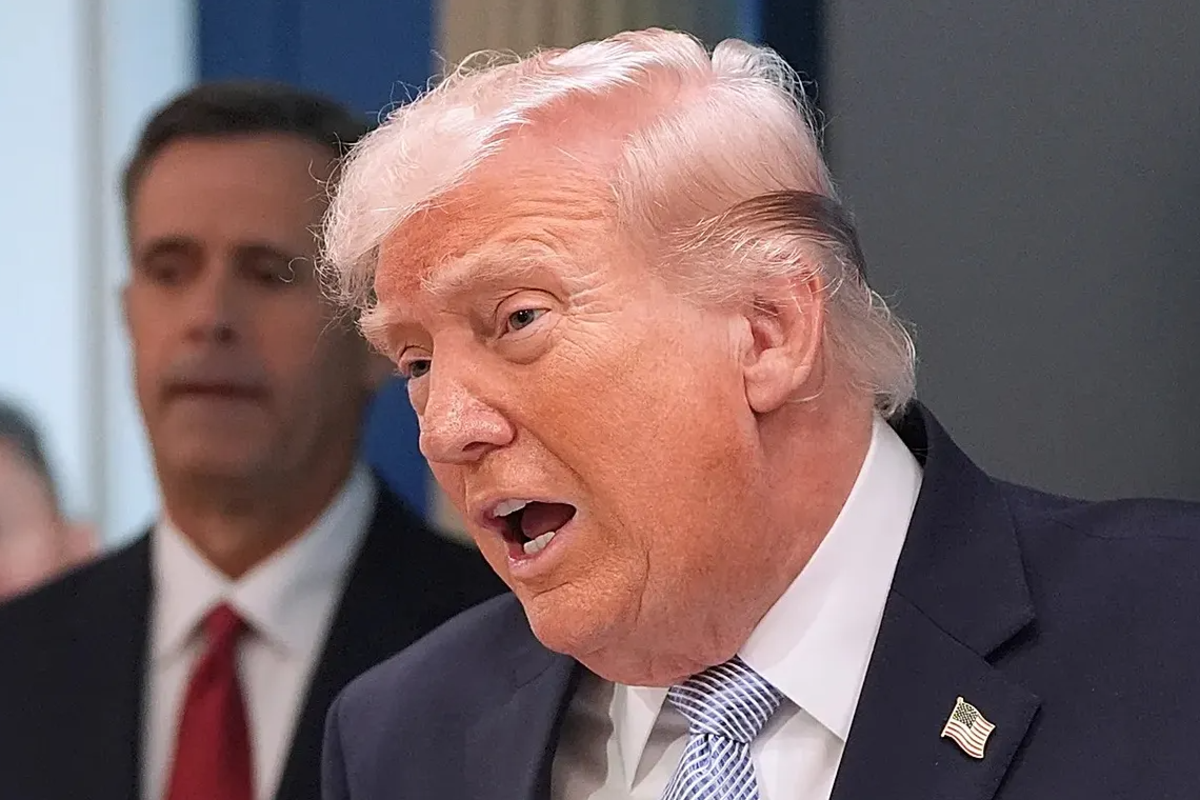 கால அவகாசம் இன்றுடன் முடிவு; ஈரானை ஒரே இரவில் அழித்துவிடுவோம்; டிரம்ப் கடும் எச்சரிக்கை | Deadline Ends Today Destroy Iran Overnight Trump