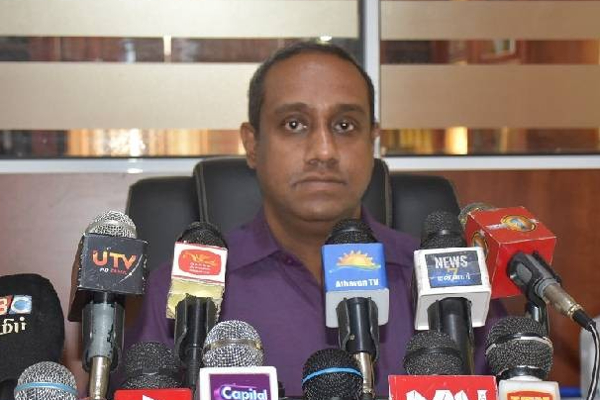 மருந்துகளுக்கான தட்டுப்பாடு அதி உச்சம் - மன்னார் பிராந்திய சுகாதார சேவைகள் பணிப்பாளர் விடுத்துள்ள வேண்டுகோள் | Shortages Of Medicine Sri Lanka Mannar Rdhs