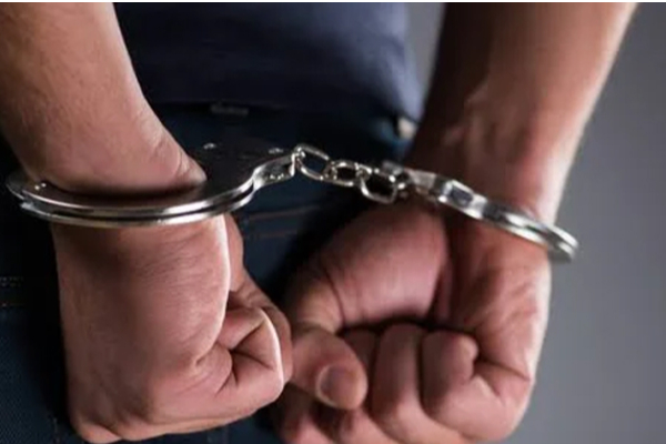 கொழும்பில் துப்பாக்கியுடன் சிக்கிய வயோதிபர் | An Elderly Man Was Caught With A Gun In Colombo