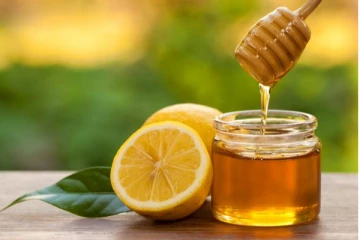 ஒரே வாரத்தில் உடல் எடையை குறைக்க வேண்டுமா? அப்போ தேனை இப்படி பயன்படுத்தி பாருங்கள்