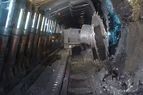 சீனாவில் நிலக்கரி சுரங்க விபத்து - 10 பேர் உயிரிழப்பு | 10 Killed In Coal Mine Accident In China