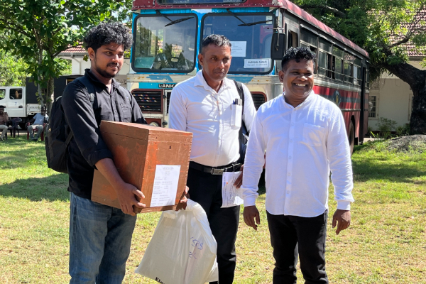 வவுனியா வாக்குப்பெட்டிக்கள் பாதுகாப்புடன் அனுப்பிவைப்பு | Vavuniya Ballot Boxes Sent Safely