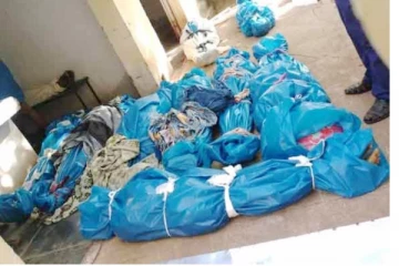 தரையில் கிடந்த பிணங்கள் - மக்கள் அச்சம்!