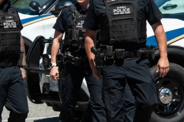 கனடாவில் வாகன திருட்டு... தமிழ் இளைஞன் உட்பட 5 பேர் அதிரடி கைது!