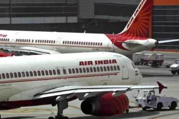 வெளிநாடுகளுக்கான விமான சேவையை குறைக்கும் Air India