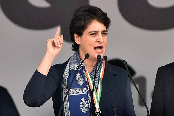 பிரியங்கா காந்திக்கு மீண்டும் கொரோனா - தமிழ்நாடு