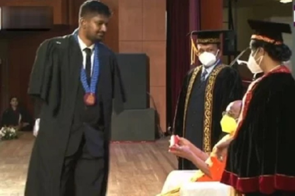 பட்டமளிப்பு மேடையில் புறக்கணிக்கப்பட்ட முருத்தெட்டுவ தேரர்- கொழும்பு பல்கலை நிர்வாகம் வெளியிட்டுள்ள ஆதங்கம்! - ஐபிசி தமிழ்