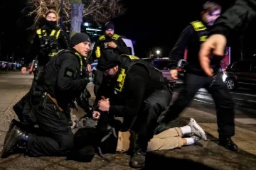 அந்த மக்களே இலக்கு... பெர்லின் நகரை உலுக்கிய சம்பவத்தில் அதிர்ச்சி பின்னணி