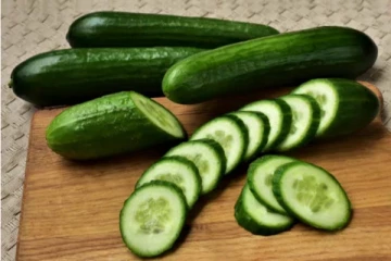 ஆரோக்கியத்தை அள்ளித்தரும் வெள்ளரிக்காயில் பக்கவிளைவா? அதிர்ச்சி தகவல்