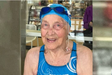 கனடாவில் 99 வயது நீச்சல் வீராங்கனையின் சாதனை