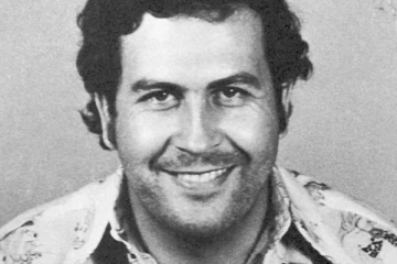 மகளுக்காக 2 மில்லியன் டொலரை தீயில் எரித்த நிழல் உலக தாதா: பாப்லோ எஸ்கோபாரின் இமாலய சொத்து மதிப்பு