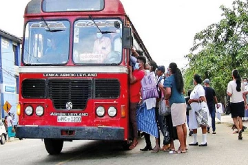 யாழ் – வவுனியா பேருந்தில் பயணித்த யுவதிக்கு அதிர்ச்சி கொடுத்த இளைஞன்!!