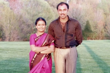 4 வருடங்களாக கோமாவில் இருக்கும் சத்யராஜ் மனைவி.. டியூப் வழியாக தினமும் உணவு! மகள் உருக்கம்