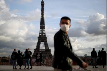 பிரான்ஸை அச்சுறுத்தும்  கொரோனா; ஒரேநாளில் இவ்வளவு பேரா?