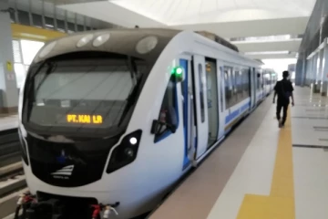 ලංකාවට විදුලි දුම්රියක්..මුලින්ම ආරම්භ කරන ප්‍රදේශය මෙන්න.