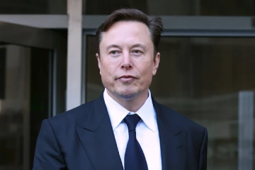 உலகின் நம்பர் 1 பணக்காரரின் உயிருக்கு ஆபத்து! அச்சத்தில் தந்தை