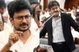 சாப்பிட விஜய் கூப்பிட்டும் நான் போகல..கேம் ஆடிய சிலர்!! உதயநிதி சொன்ன ரகசியம்..