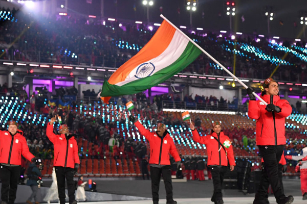 எதிரி நாட்டு அணி அணிவகுத்து சென்றபோது ஆழ்ந்த நித்திரையில் இருந்த உலக தலைவர்(காணொளி) | Vladimir Putin Falls Asleep During Beijing