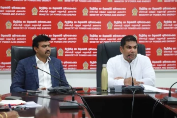 கிழக்கு மாகாணத்தில் இலவச சோலார் பேனல்களை நிறுவுவதற்கு கஞ்சன விஜயசேகர இணக்கம் (Photos)