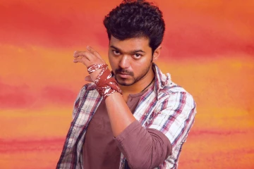 ப்ளாக் பஸ்டர் ஹிட்டான போக்கிரி படத்திற்காக விஜய் வாங்கிய சம்பளம்.. எவ்வளவு தெரியுமா