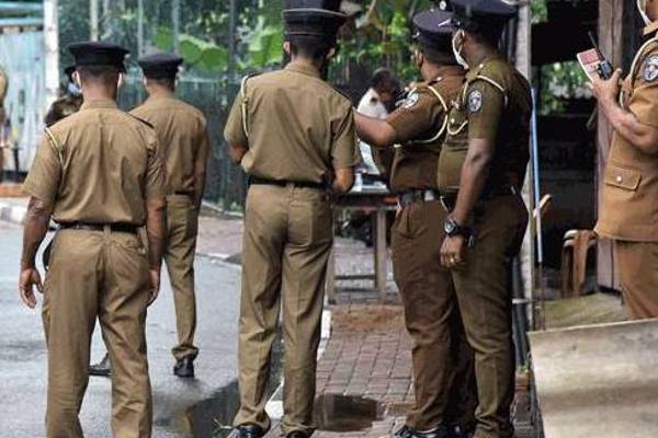 கொழும்பில் இடம்பெற்ற பொலிஸாரின் துப்பாக்கிச் சூடு ; சிக்கிய சந்தேகநபர்கள் | Police Shooting In Colombo Suspects Arrested கொழும்பில் இடம்பெற்ற பொலிஸாரின் துப்பாக்கிச் சூடு ; சிக்கிய சந்தேகநபர்கள் | Police Shooting In Colombo Suspects Arrested