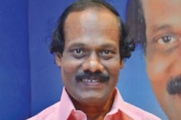 திண்டுக்கல் ஐலியோனியன் மகன் யார் தெரியுமா? ஹீரோவாக களமிறங்குகிறார்