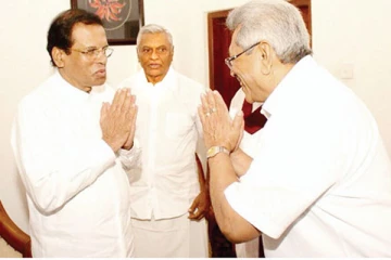 மீண்டும் அரசியல் சிக்கலுக்குள் கோட்டாபய! சுரேன் ராகவனும் சாந்த பண்டாரவும் இலக்குகள்