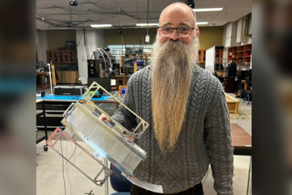 கனடிய ஆய்வாளர்களின் சாதனை | Out Of This World Manitoba Researchers