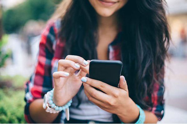 யாழில் தந்தையின் பல லட்சம் பணத்தை களவாடிய மகள்; காரணத்தால் க்ஷாக்கான குடும்பம்! | Jaffna Girl Fraud Lakhs Father Money Gay Friend யாழில் தந்தையின் பல லட்சம் பணத்தை களவாடிய மகள்; காரணத்தால் க்ஷாக்கான குடும்பம்! | Jaffna Girl Fraud Lakhs Father Money Gay Friend