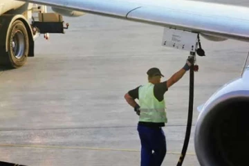 ගුවන් යානා ඉන්ධන ගැනත් හෙළිදරව්වක්